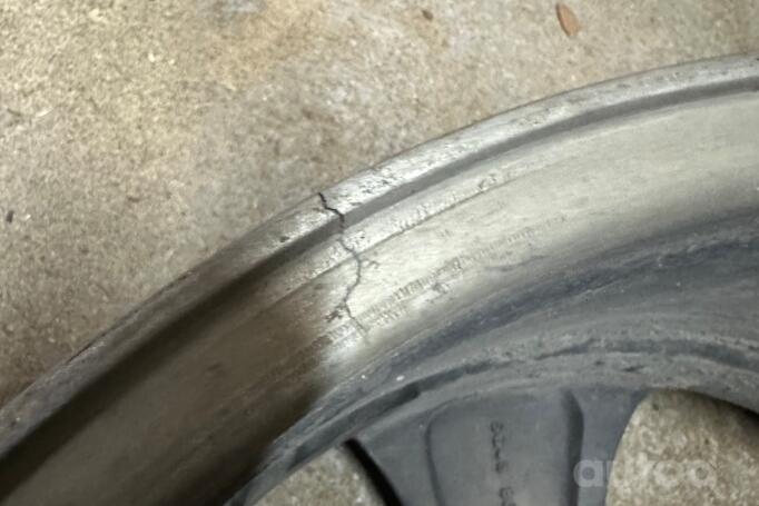 Kita, lengvojo lydinio