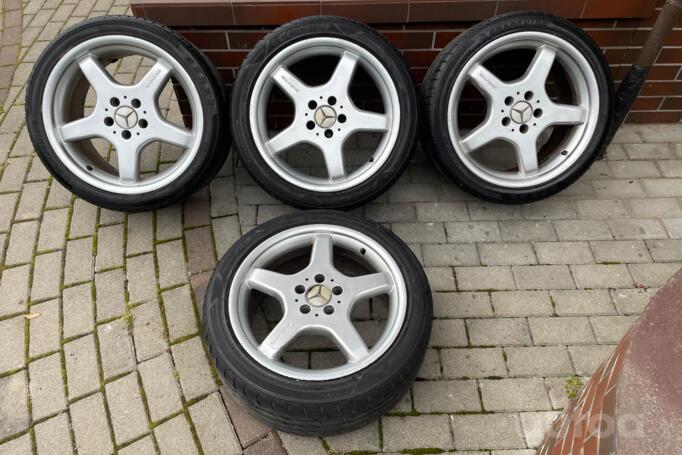 Mercedes Benz AMG, lengvojo lydinio