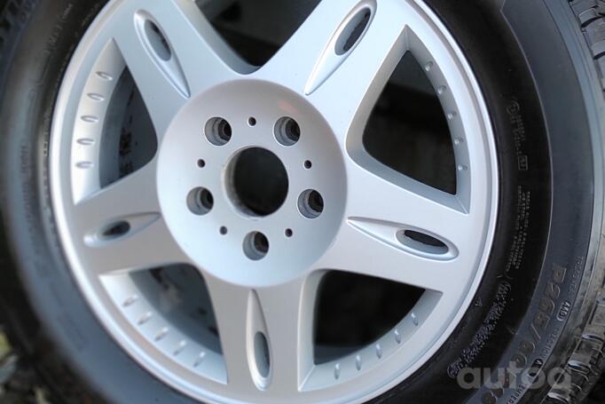 Kita, lengvojo lydinio