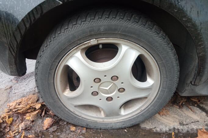 Kita, lengvojo lydinio