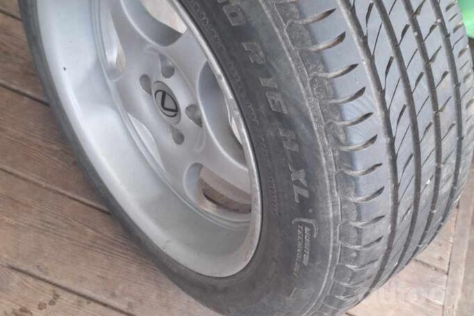 Kita, lengvojo lydinio