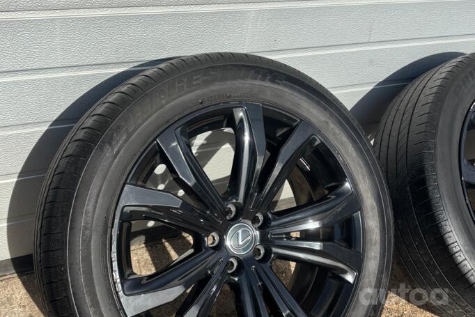 LEXUS, lengvojo lydinio
