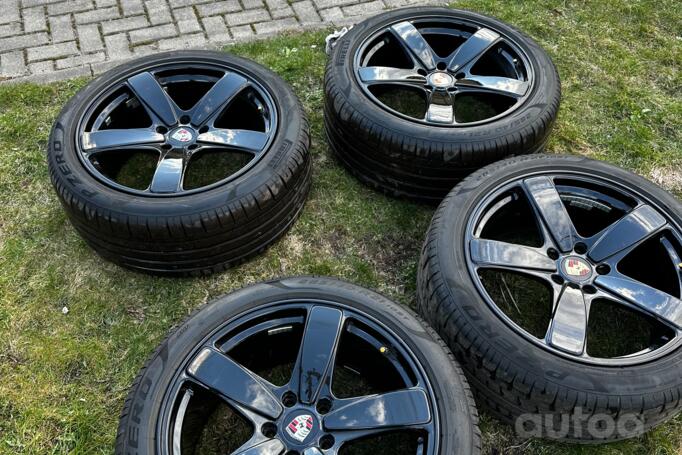 Porsche, lengvojo lydinio