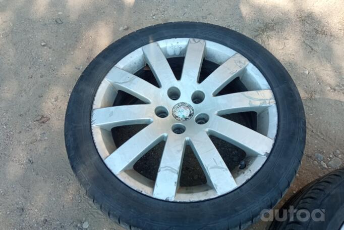SKODA SUPERB, lengvojo lydinio