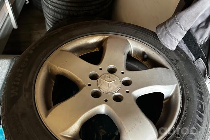 Kita, lengvojo lydinio