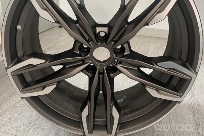 BMW, lengvojo lydinio