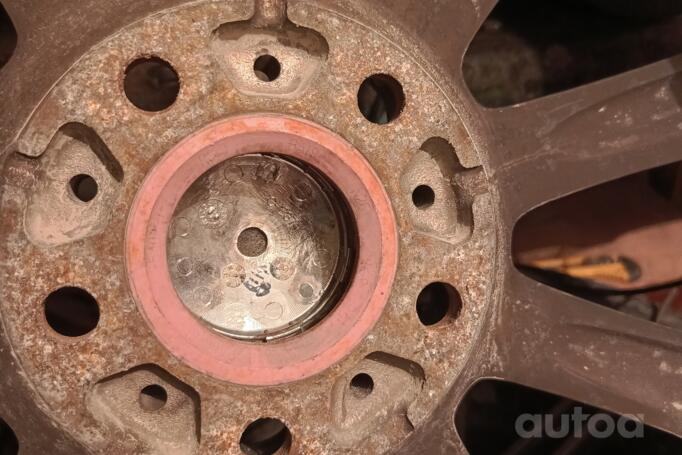 Com4wheels, lengvojo lydinio