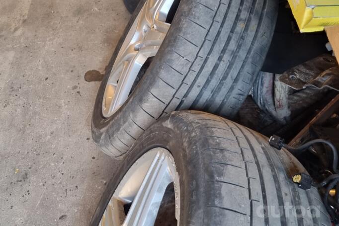 Mercedes, lengvojo lydinio