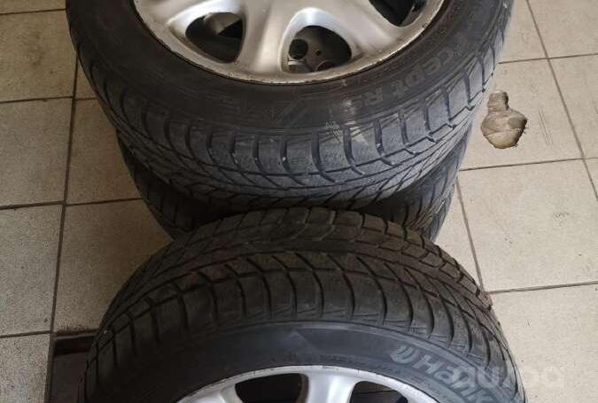 Mercedes, lengvojo lydinio