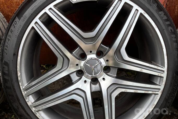 Mercedes Benz, lengvojo lydinio