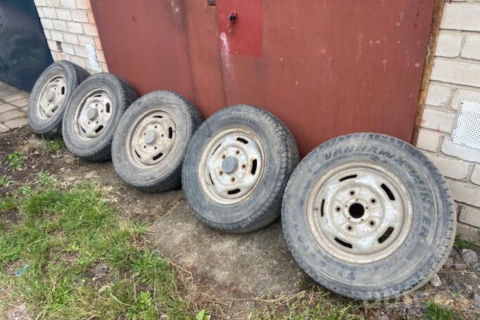 Ford, plieniniai štampuoti