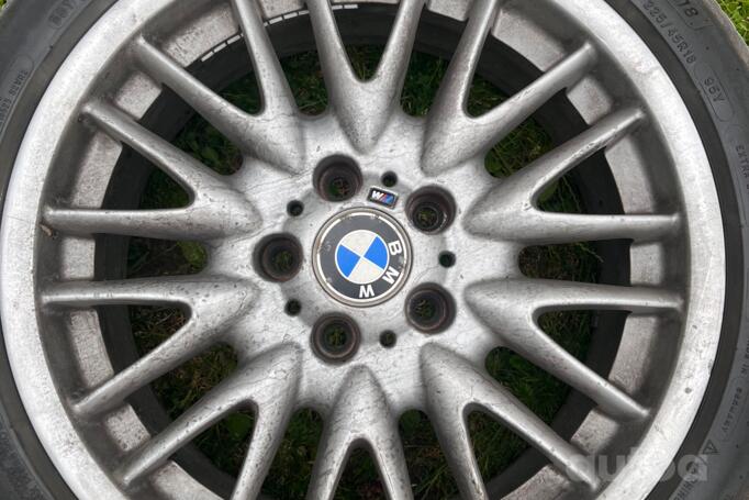 BMW, lengvojo lydinio