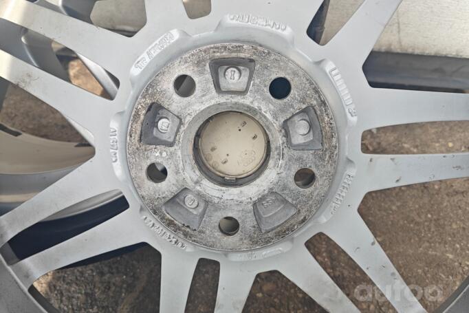 Audi, lengvojo lydinio