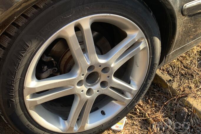 Mercedes Benz, lengvojo lydinio