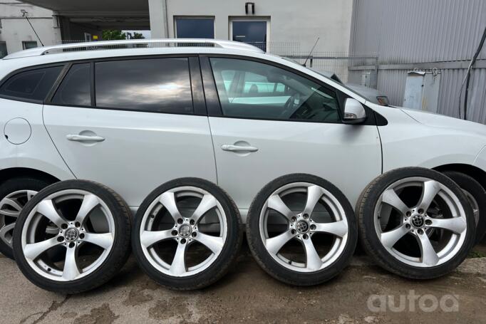 BMW, lengvojo lydinio