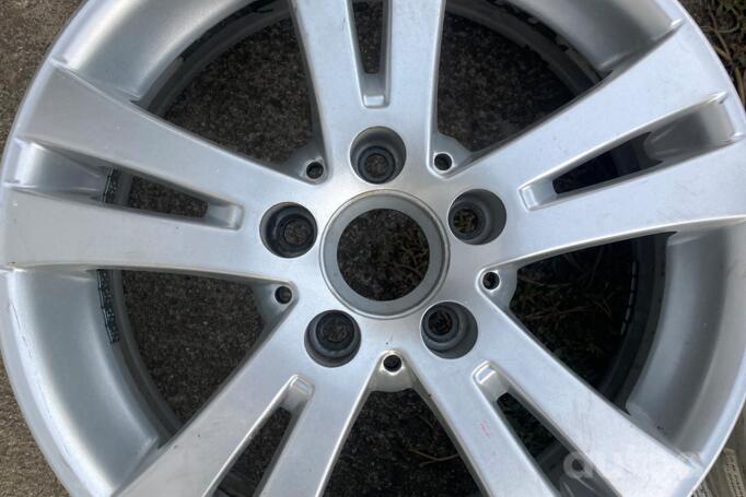 Mercedes Benz, lengvojo lydinio