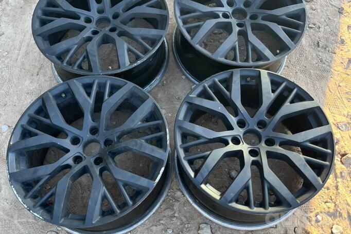 Audi VW Replikos, lengvojo lydinio