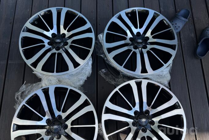 Land Rover, lengvojo lydinio