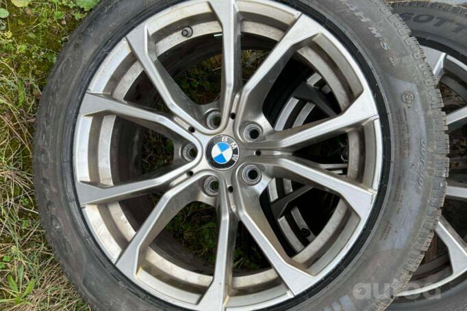 BMW, lengvojo lydinio