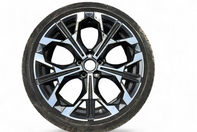 BMW, lengvojo lydinio