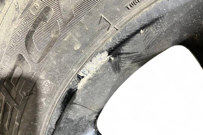 Jeep, lengvojo lydinio