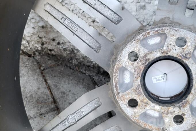 Kita, lengvojo lydinio