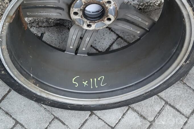 Kita, lengvojo lydinio