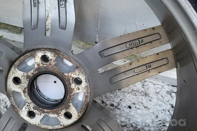 Kita, lengvojo lydinio