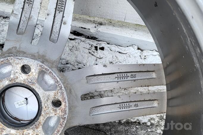 Kita, lengvojo lydinio