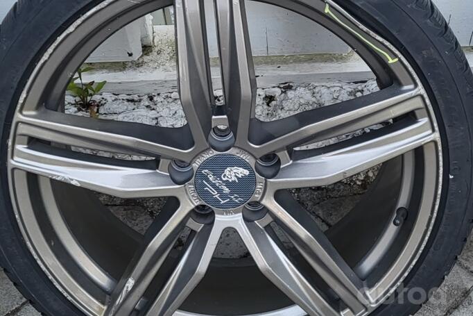 Kita, lengvojo lydinio