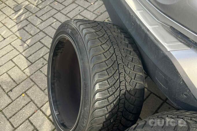 Mercedes-Benz, lengvojo lydinio