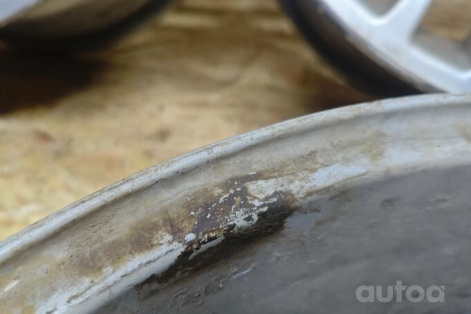 Kita, lengvojo lydinio