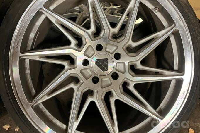 Blaque Diamond, lengvojo lydinio