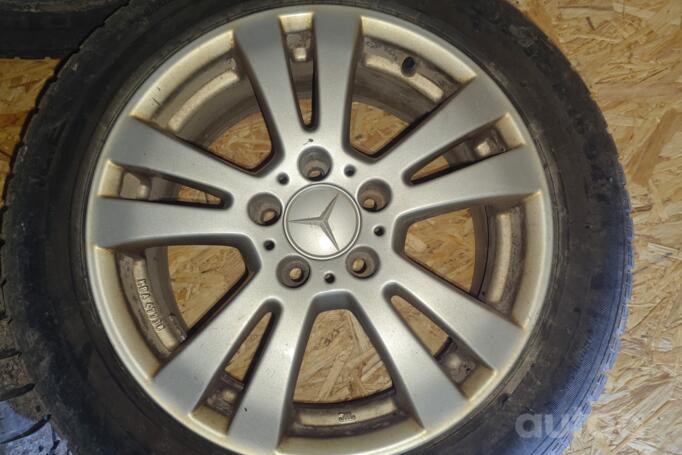 Kita, lengvojo lydinio