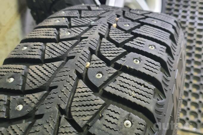 Mercedes, lengvojo lydinio