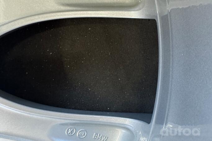 BMW, lengvojo lydinio