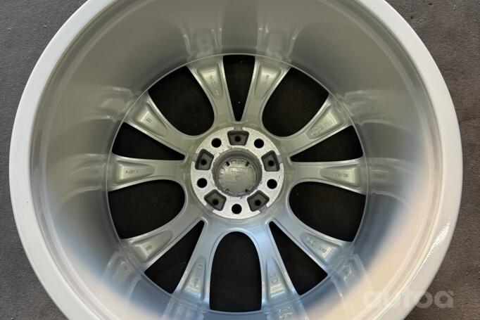 BMW, lengvojo lydinio