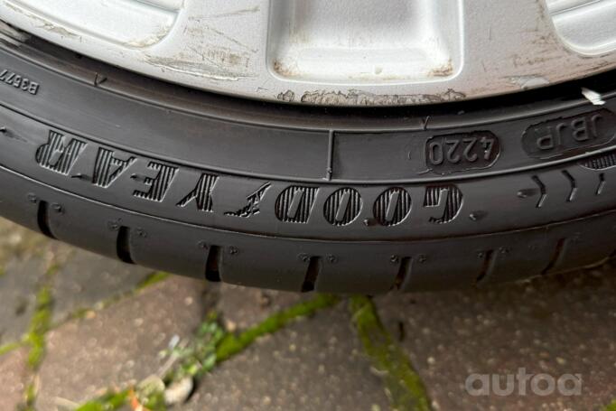 Kita, lengvojo lydinio