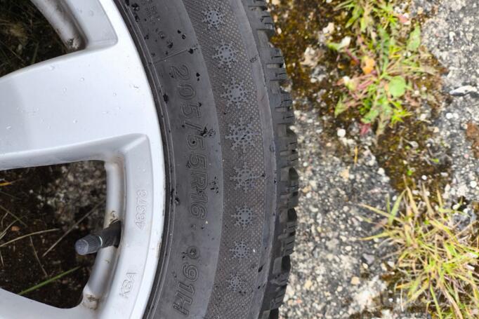 Honda, lengvojo lydinio