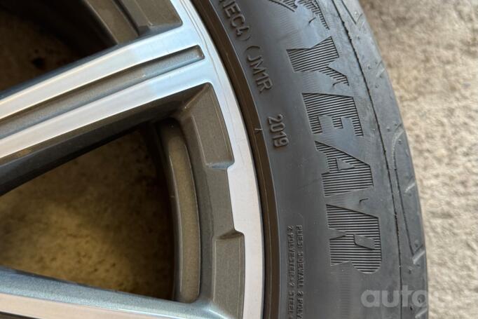 Audi, lengvojo lydinio