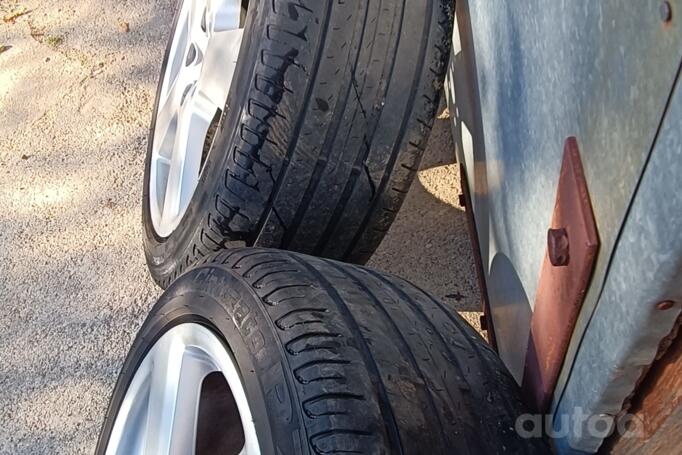 Kita, lengvojo lydinio