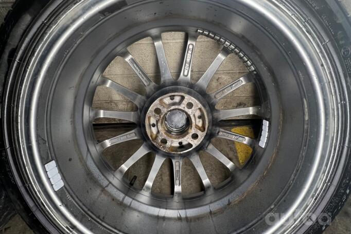 Kita, lengvojo lydinio