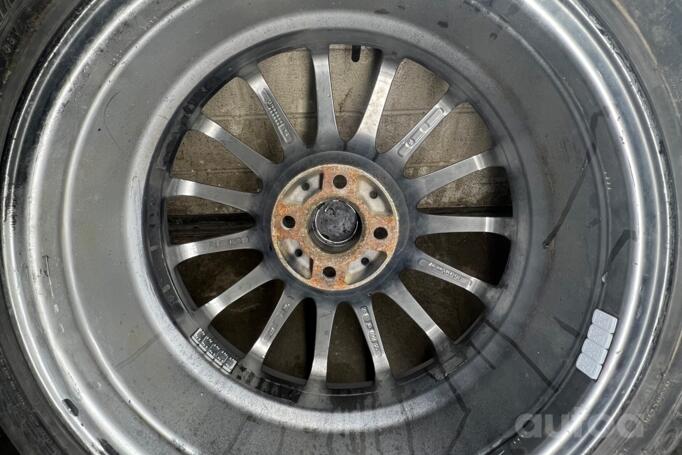 Kita, lengvojo lydinio