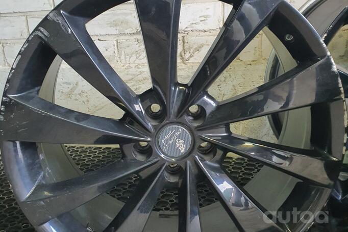 Tesla, lengvojo lydinio