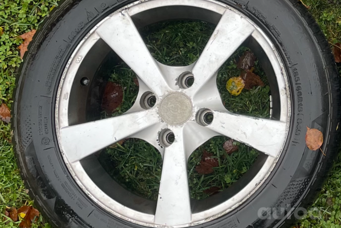 Kita, lengvojo lydinio