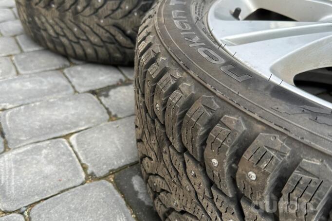 Mercedes Benz, lengvojo lydinio