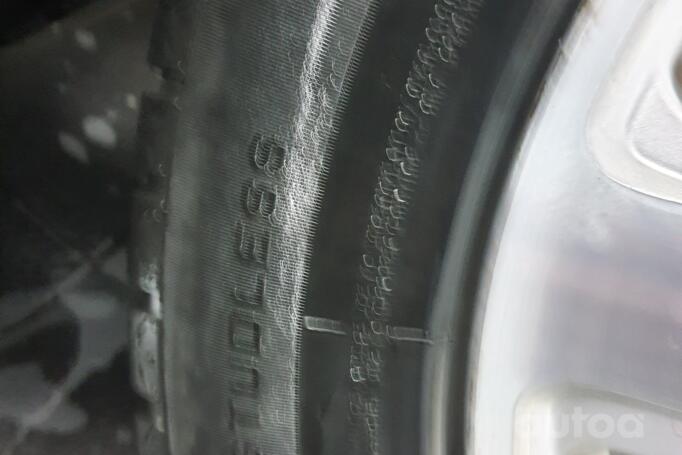 Kita, lengvojo lydinio