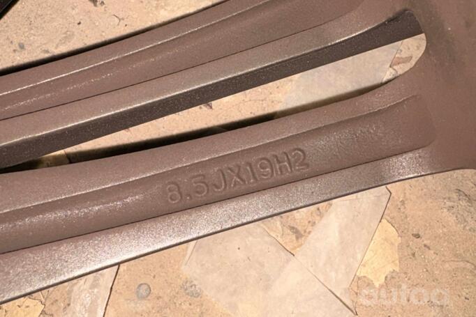 Kita, lengvojo lydinio