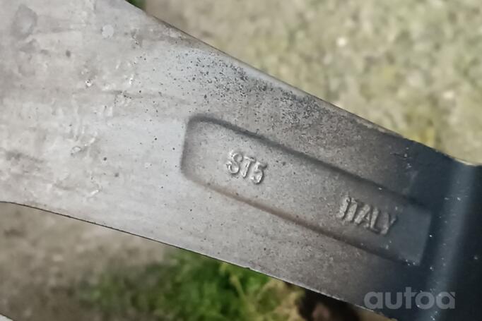 ITALY, lengvojo lydinio