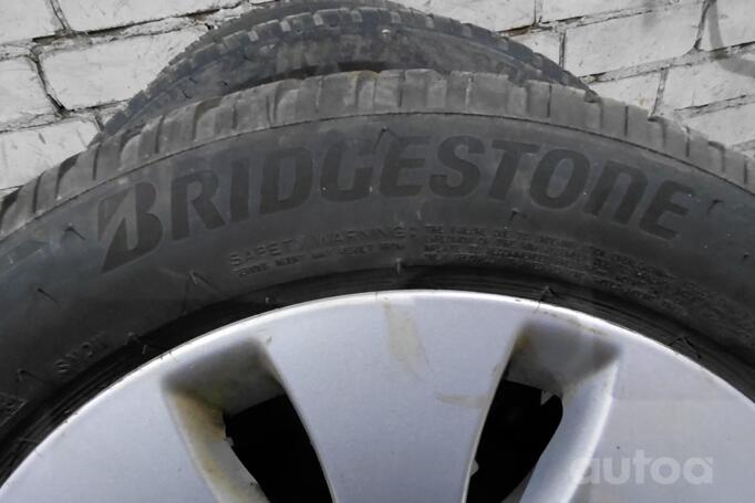 Kita, lengvojo lydinio